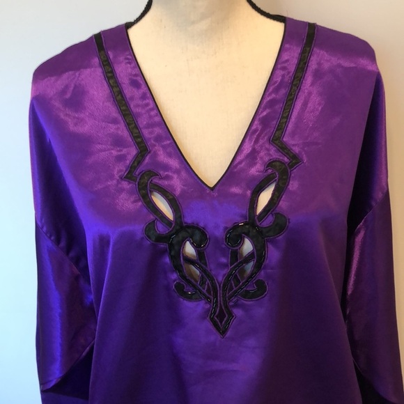 Victoria’s Secret purple with black beaded design long sleeve top pullover M - Picture 7 of 14
